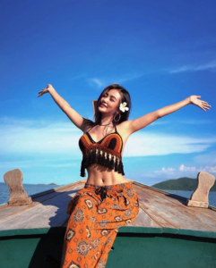 กระแต อาร์สยาม ชุดว่ายน้ำ