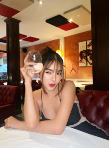 กวาง เดอะเฟซ นม