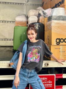 กวาง เดอะเฟซ แต่งตัว