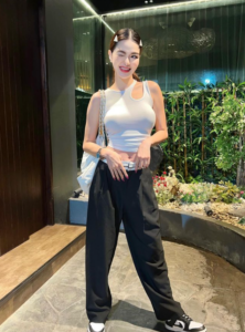 กวาง เดอะเฟซ อาชีพ