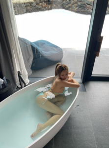 กาติกา หยาน 4