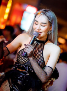 นิวนิว เอวเด้ง 5 นิวนิว เอวเด้ง 4