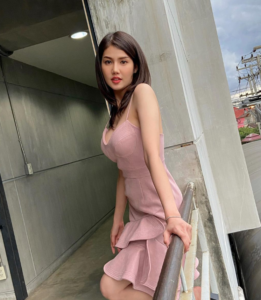 พลอย วรางคนางค์ 2