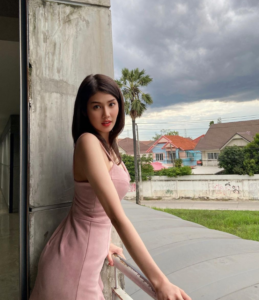 พลอย วรางคนางค์ 4