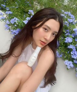 มิว นิษฐา ประวัติ