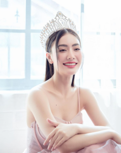 มีนา ริณา 30 มีนา ริณา สาวสวย