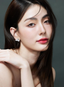 มีนา ริณา 8 ข่าวล่าสุด มีนา ริณา