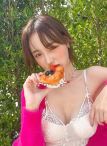 พิม กรกนก ทำนมไหม