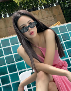เจนิส เจณิสตา 30 เจนิส เจณิสตา 25