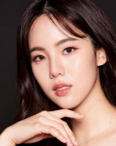 เจนิส เจณิสตา 44