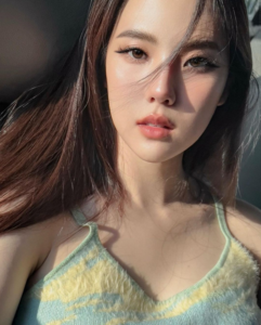 เจนิส เจณิสตา 48