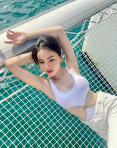 เจนิส เจณิสตา 54