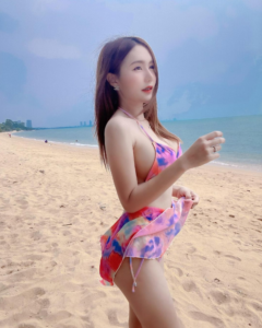 ลูกน้ำ จิรัชญา บิกินี่