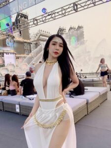 แก้มพลอย ig